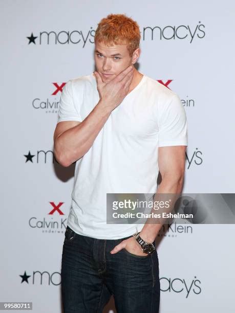 13,360 Kellan Lutz Photos & High Res Pictures